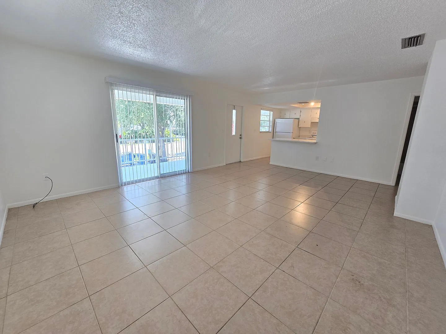 504 Barcelona Avenue — Photo 3