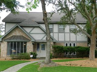 16107 N Greenfield Dr, Spring, TX 77379