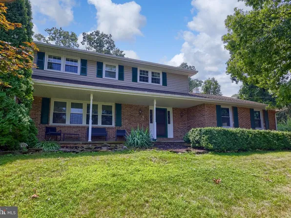 408 Marlowe Garth, Red Lion, PA 17356