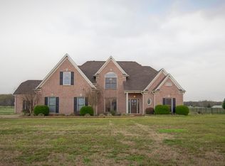 3275 Clay Pond Dr, Oakland, TN 38060