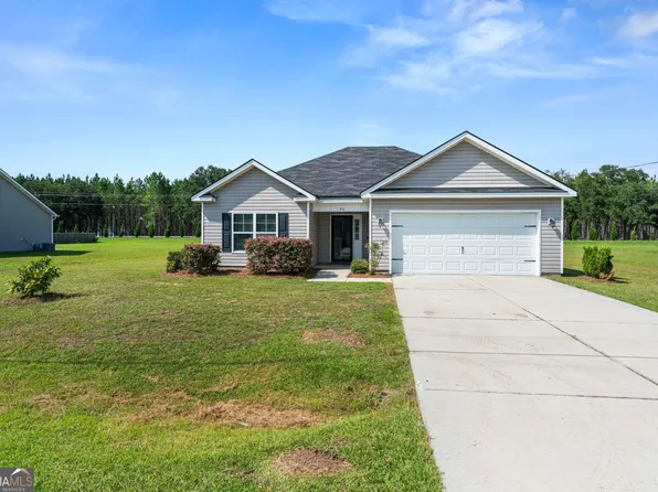 75 Mattie Belle Davis St, Ellabell, GA 31308