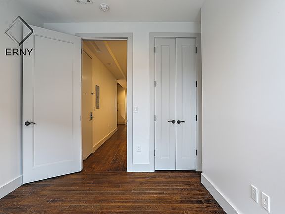 3rd image of 489 Chauncey St #L