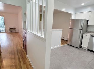 83-18 124th Pl #2A, Kew Gardens, NY 11415