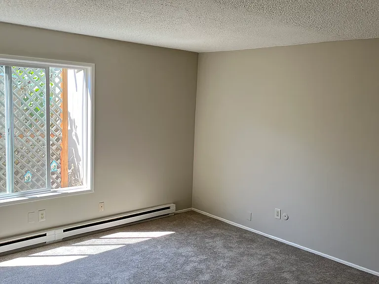 5330 SE Lafayette St #2 — Photo 14
