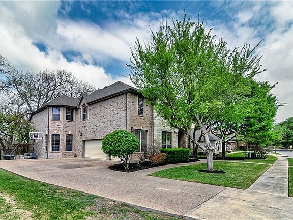 3rd image of 2836 Collingwood Dr
