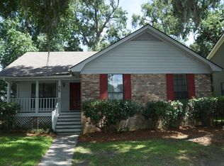 25 E Deerwood Rd, Savannah, GA 31410