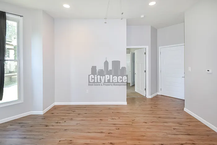 399 N Main St #2 — Photo 6
