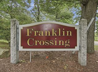 Franklin Crossing, Franklin, MA 02038
