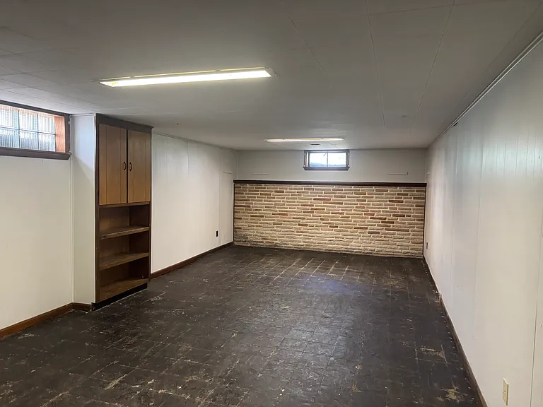 745 Forde Ave — Photo 26
