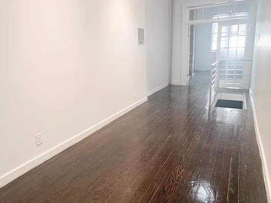 Rented by Ulas Real Estates Inc | media 2