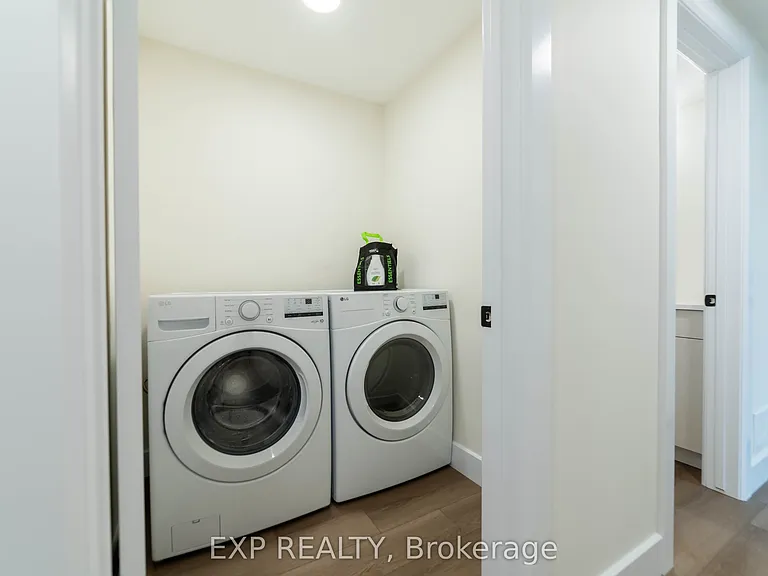 266 Hesselman Cres #BASEMENT — Photo 16