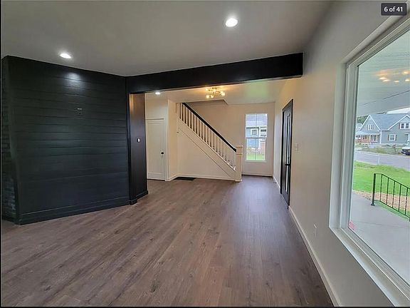 4th image of 616 N Oakland Ave