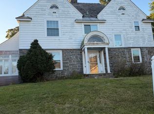 18 Fleetwood Avenue, Albany, NY 12208