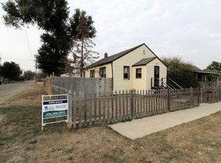 622 E Benham St, Glendive, MT 59330