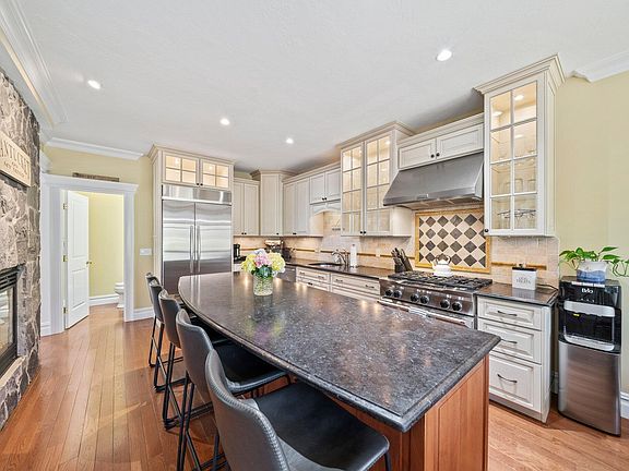 4th image of 28 Quinns Way