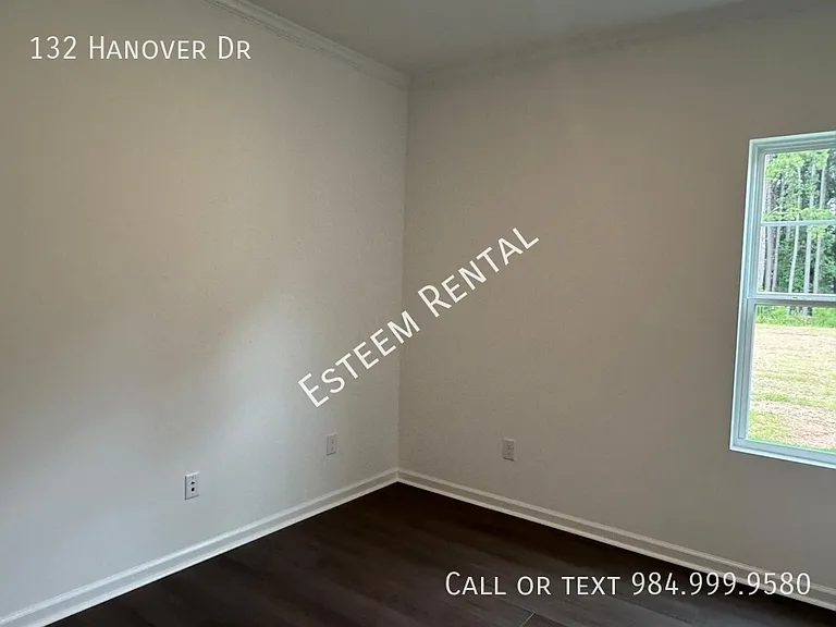 132 Hanover Dr — Photo 10