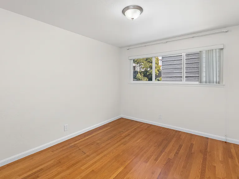 4444 Balboa St #105 — Photo 4