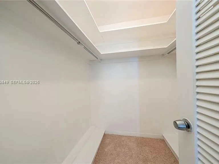 5700 Collins Ave #8A — Photo 18