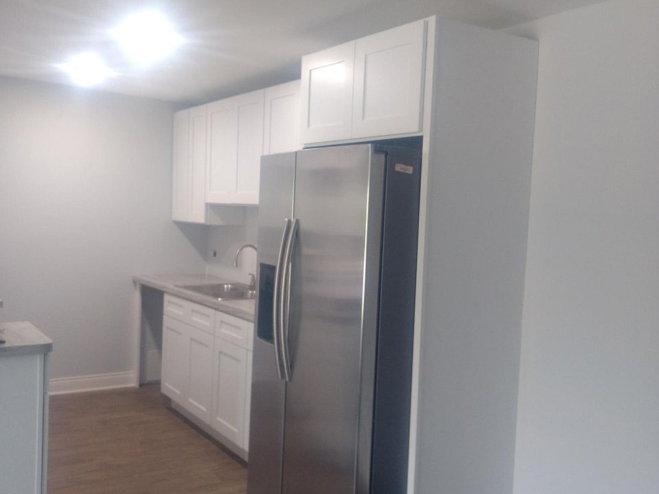 1st image of 8431 W 99th Ter APT 308