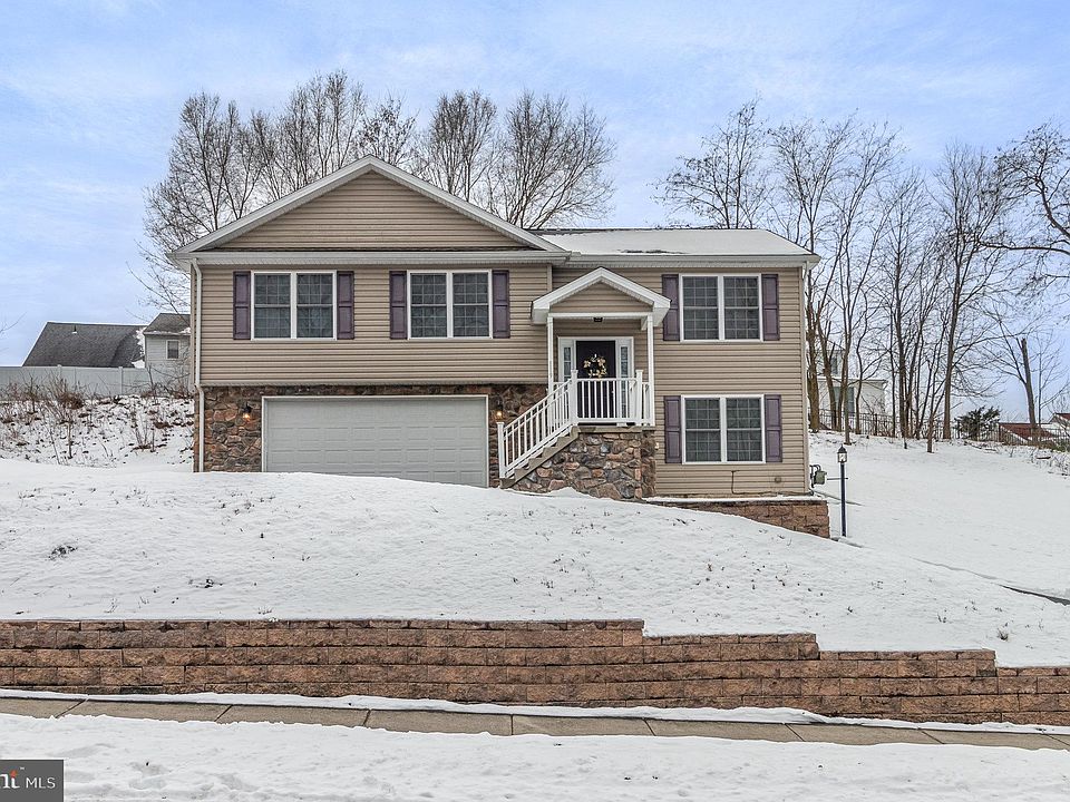 1st image of 119 Quail Dr