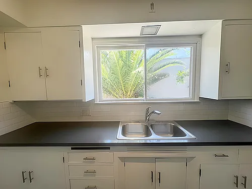 4434 Avocado St — Photo 7