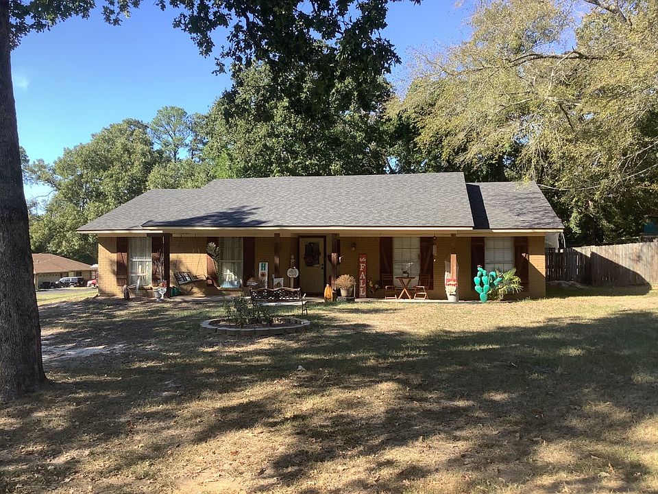 1st image of 5192 Holly Ln