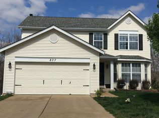 837 Crescent Ridge Dr, Valley Park, MO