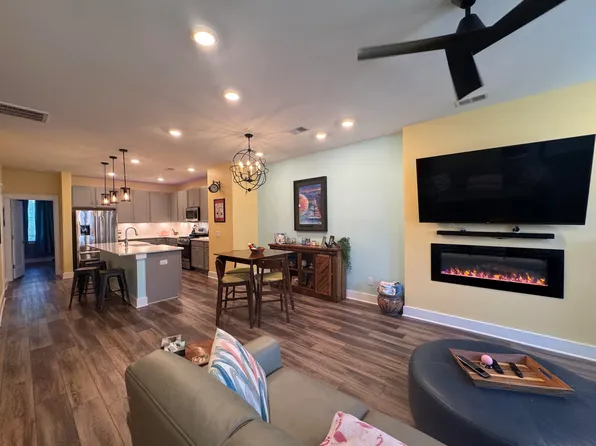 4581 Mixson Ave, North Charleston, SC 29405