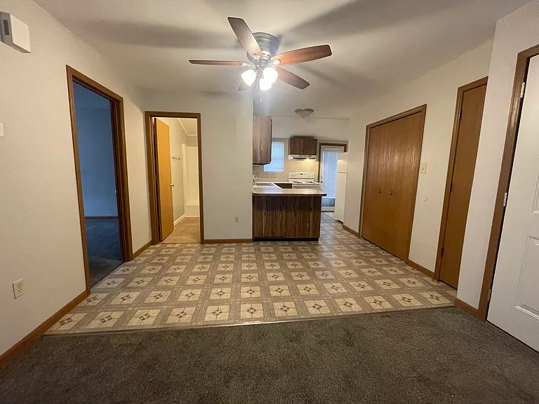 900 Shelley Ct #D — Photo 1