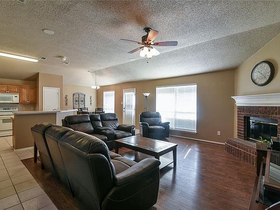 2nd image of 8115 Mosstree Dr