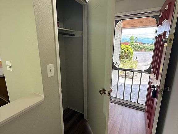 3rd image of 310 B St APT 3