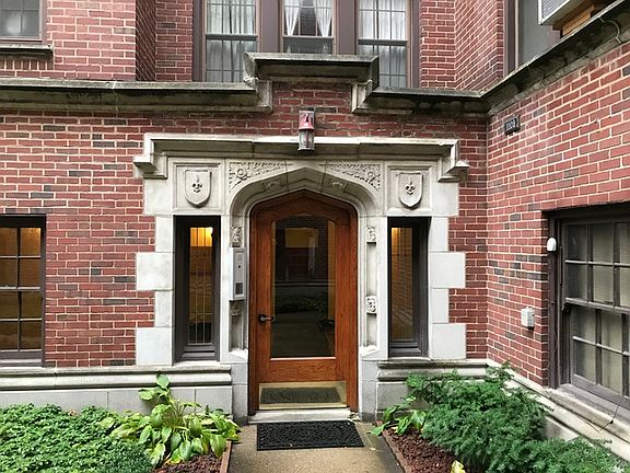 3rd image of 1109 Holly Ct APT 312