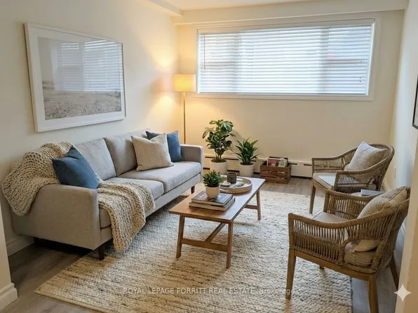 462 Horner Ave Unit 1, Toronto, ON M8W 2B5