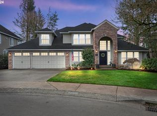 5404 Denton Dr, Lake Oswego, OR 97035