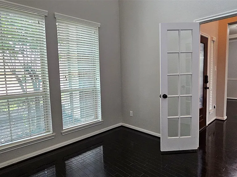 6027 Turner Shadow Ln — Photo 11