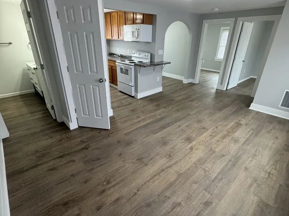 15 1/2 Elm St APT 4, Cortland, NY 13045