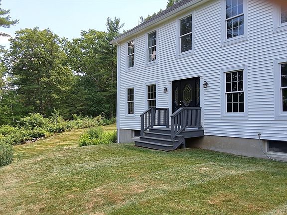 4th image of 8 Martin Rd