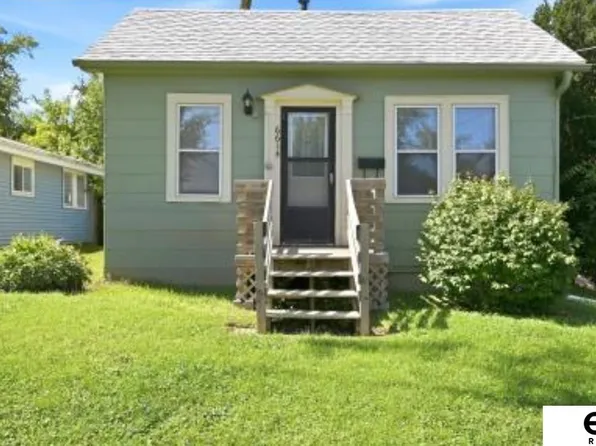 6614 S 26th St, Omaha, NE 68107