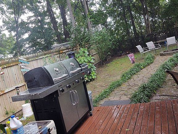 3rd image of 30 Wiley Dr