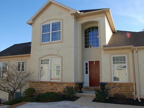 2nd image of 120 Creekgate Ct