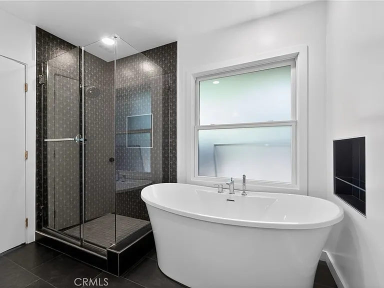 13047 Dickens St — Photo 17