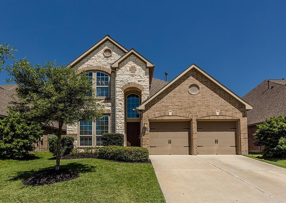 1st image of 26222 Serenity Oaks Dr