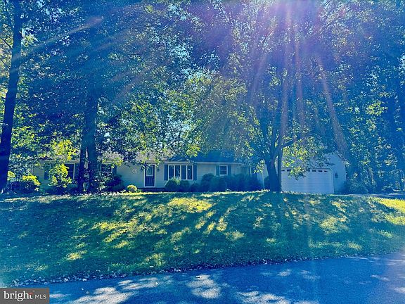 2nd image of 110 Sylvan Dr