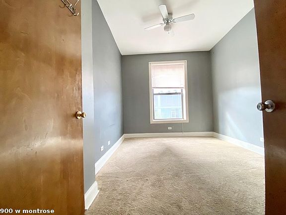 5th image of 900 W Montrose Ave #717