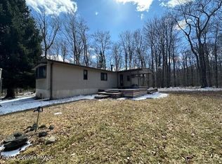 1192 Fox Trl, Cresco, PA 18326