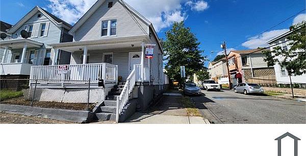 1st image of 117 N 6th St Floor 2