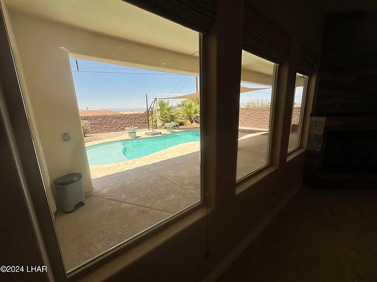 1135 Cascade Ln — Photo 13