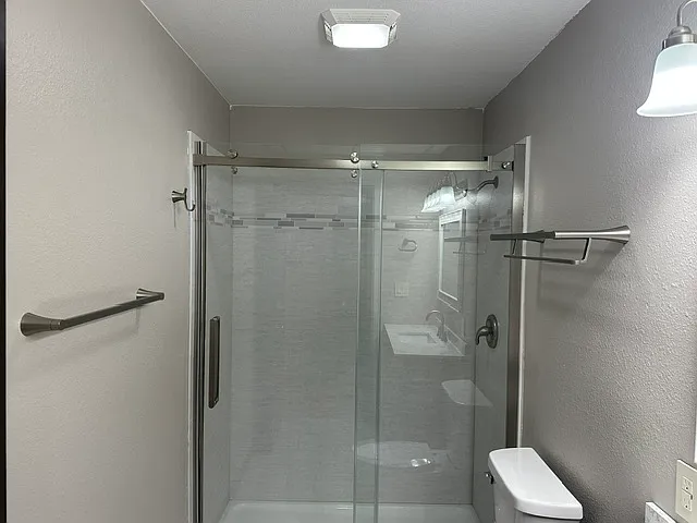 204 Clark Ave #1 — Photo 5