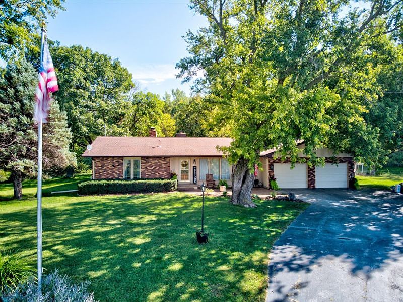 63711 Painter Rd, Pacific Junction, IA 51561 Zillow