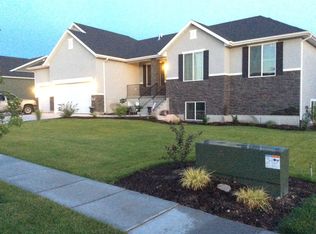 675 Mare Dr, Kaysville, UT 84037
